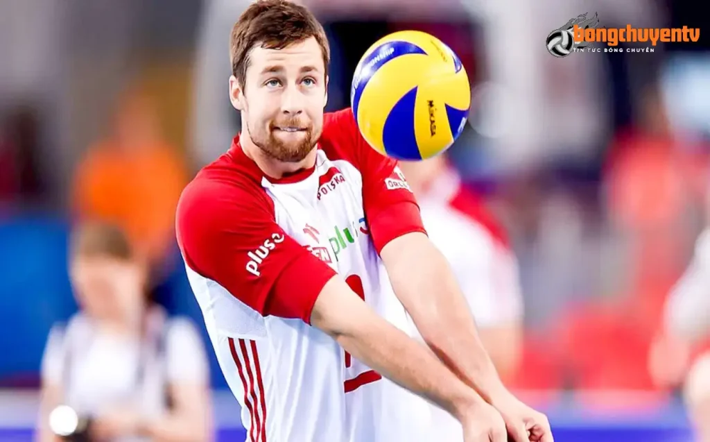Michał Kubiak thi đấu nổi bật nhờ nền tảng thể lực và kỹ thuật toàn diện