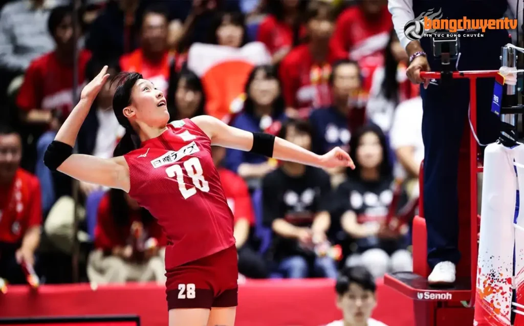 Kỹ thuật vung tay và điểm tiếp xúc bóng trên không cực tốt của Mayu Ishikawa
