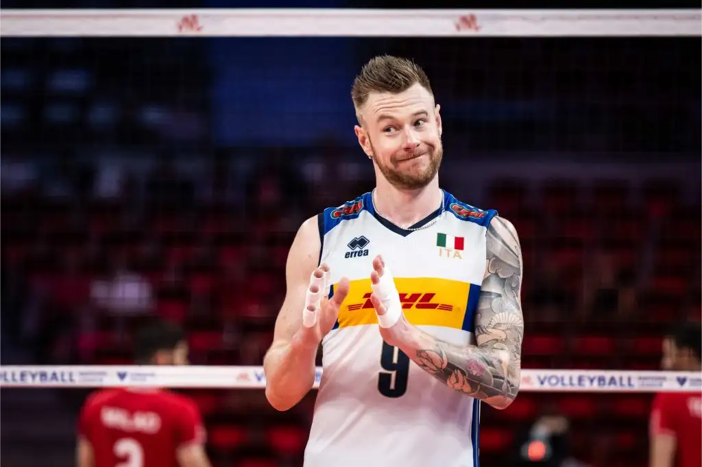  Ivan Zaytsev cùng Danh Hiệu Vinh Quang Olympic Rio 2016 đội tuyển Ý